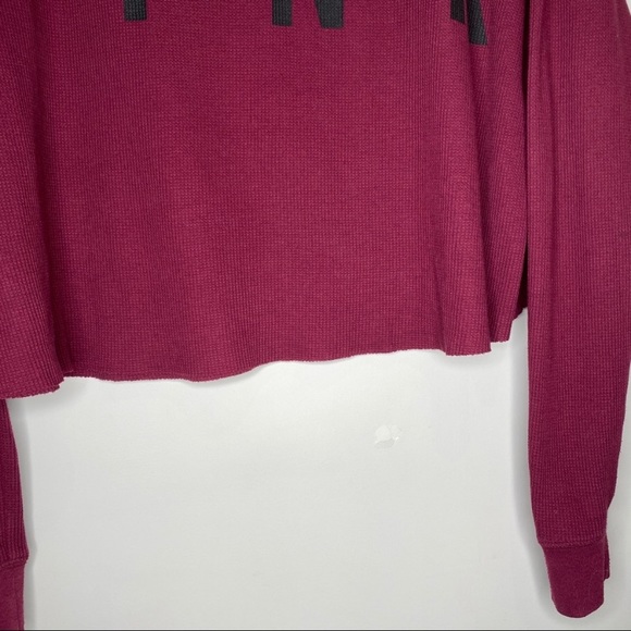 ⭐️2/$35⭐️ Victoria’s Secret PINK Maroon Long Sleeve Waffle Knit Top - Picture 7 of 7